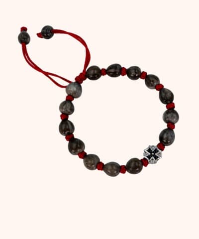 Alternative view of Tränen der Muttergottes – Segensarmband rot