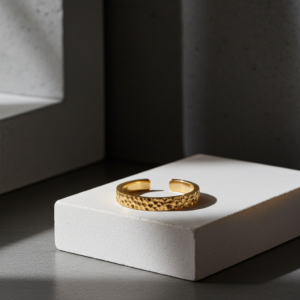 Facetten des Lichts – Ring, goldfarben